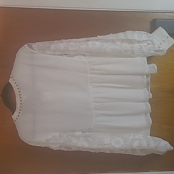 Top - Picture 2 of 3